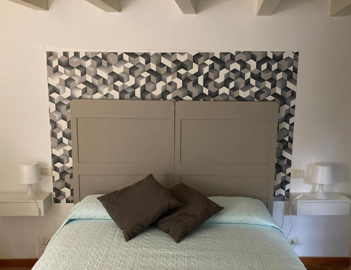 Appartement Casapiedicastello à Castelnuovo del Garda Extérieur photo